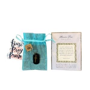 A‎ Woman of Faith Gift Set Key Chain Window Cling and Sticker Christian Gift